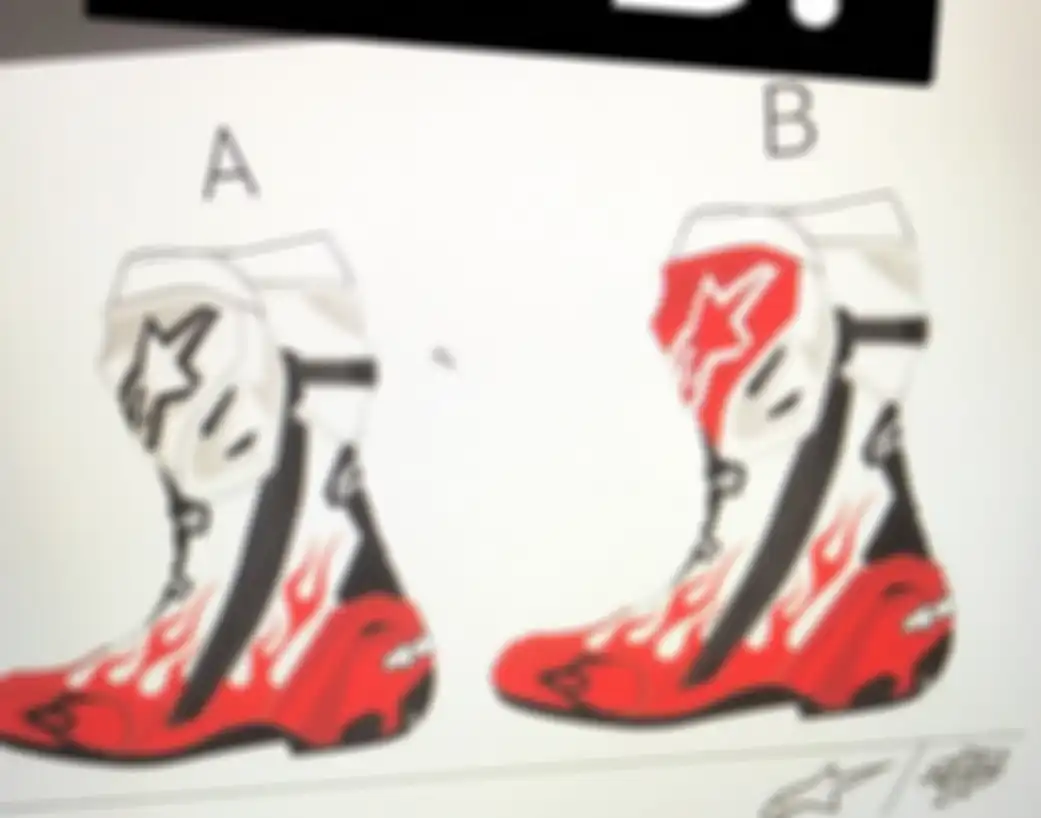 Desain sepatu balap Jorge Lorenzo