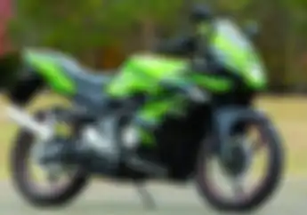 Bukan cuma Yamaha RX-King, Kawasaki Ninja 150 Jadi Barang Langka yang Banyak Dicari
