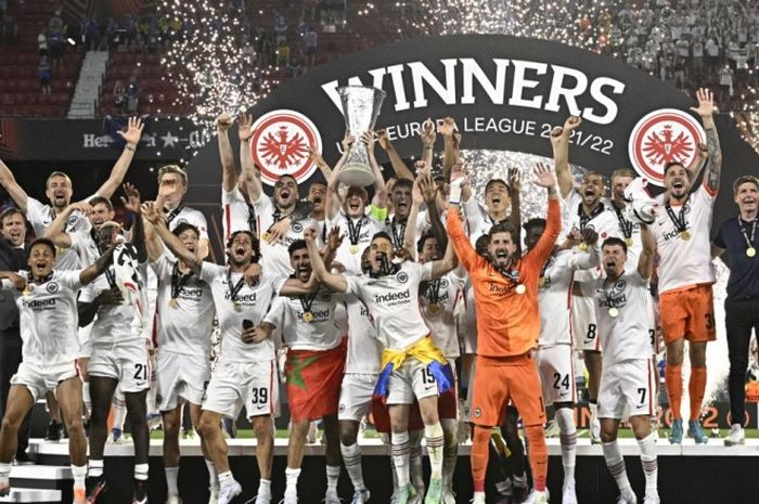 Eintracht Frankfurt menjuarai Liga Europa 2021-2022.