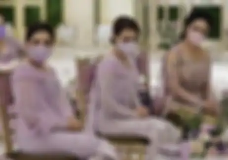 Penampilan Ashanty, Aurel dan Krisdayanti dengan kebaya ungu