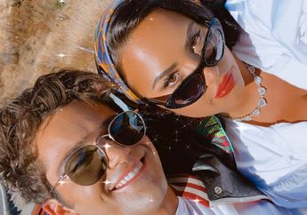 Putus Setelah 2 Bulan Lamar Demi Lovato di Pantai, Max Ehrich Beberkan Fakta Mengejutkan: Bayangkan Mencari Tahu Tentang Status Hubunganmu Melalui Tabloid!