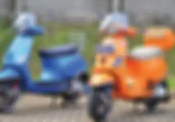 Centil Dua Matic Vespa S Ini Warnanya Nano Nano Bikin Gemes