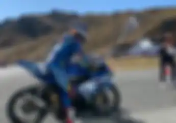 Lelah Naik Motor 1000 cc Di MotoGP Thailand 2019, Alex Rins Naiki Motor 125 cc di Sirkuit Berbukit Ini