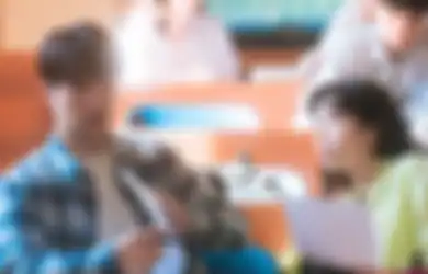 Awkward Gegara Tiba-tiba Peluk Han Ji Hyun, Intip Info Drama Korea Bae In Hyuk