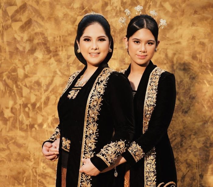 Potret cantik Annisa Pohan dan Almira Yudhoyono