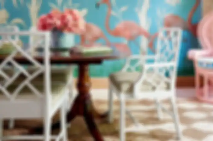 Desain rumah lebih menarik dengan wallcover di dinding.