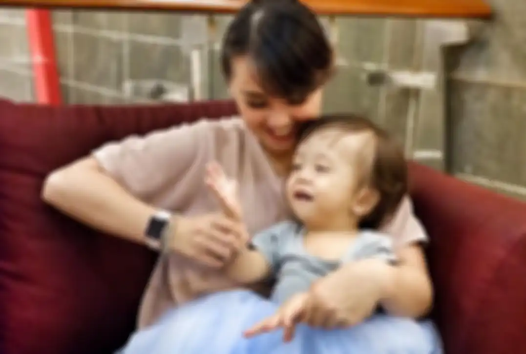 Joanna Alexandra dan anak disabilitasnya