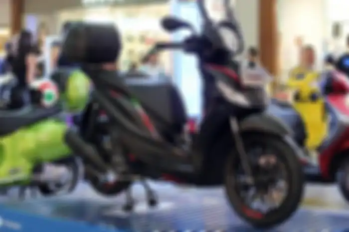 Ilustrasi pameran Piaggio di Mall Pondok Indah.
