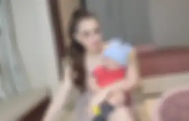 Sebelumnya Heboh Beli Rumah Baru, Kini Celine Evangelista Malah Ketahuan Adopsi Boneka Arwah