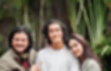 Abidzar Unggah Potret Syuting Film Balada Si Roy, Maudy Koesnaedi Minta Izin Jadi Mama Anak Uje