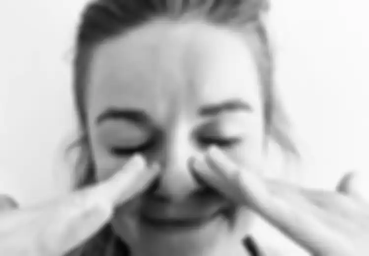 Ini 4 Titik Akupresur di Wajah atau Pijatan Untuk Hidung Tersumbat