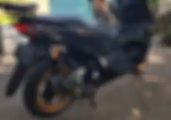 Tips Modifikasi Motor Honda PCX 160, Pasang Sokbreker Honda Tiger Revo Makin Empuk