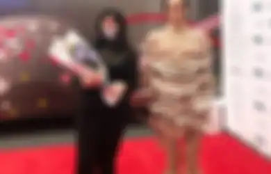 Pelajar asal Indonesia, Vicky Lovely Pamerkan Karya Dress 'More Than Just a Skin' di Shibuya Fashion Week