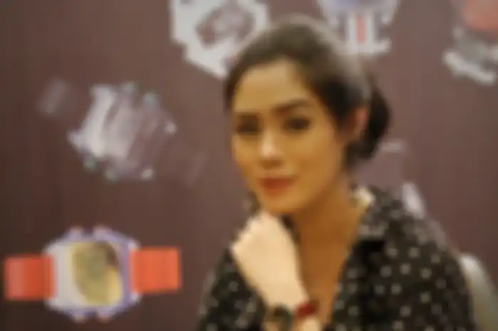 Saphira Indah meninggal dunia saat hamil 6 bulan
