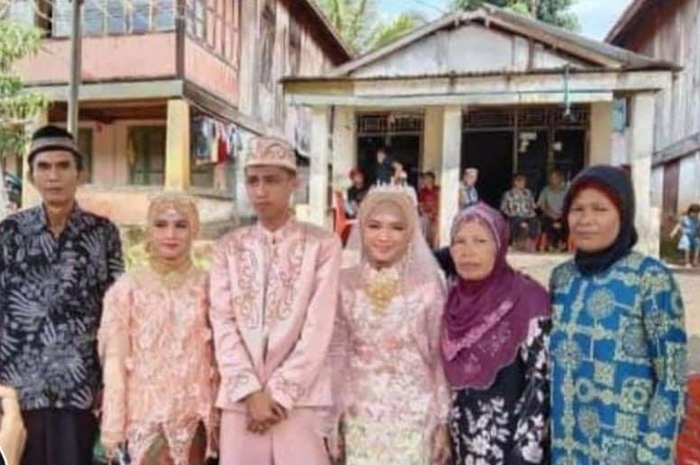 Usai akad nikah, foto tampang pria Empat Lawang yang menikahi 2 gadis sekaligus bikin heboh. Foto tampangnya viral di Facebook.