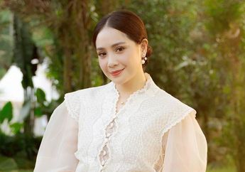 Gaya Simpel Nagita Slavina Saat Datang ke Acara 7 Bulanan Aurel Hermansyah, Elegan Banget!