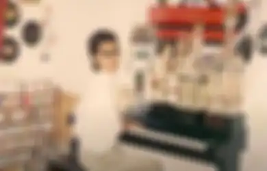Ahmad Dhani Sebut Dirinya John Lennon-nya Indonesia. Setuju?