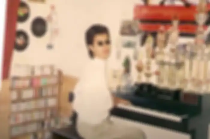 Ahmad Dhani bercerita bagaimana pengaruh The Beatles dan John Lennon bagi Dewa 19 dan dirinya sendiri.