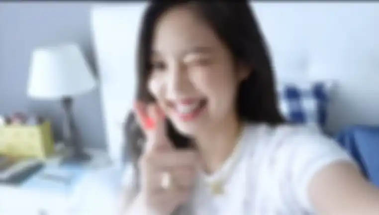 Jennie Jadi Vloger