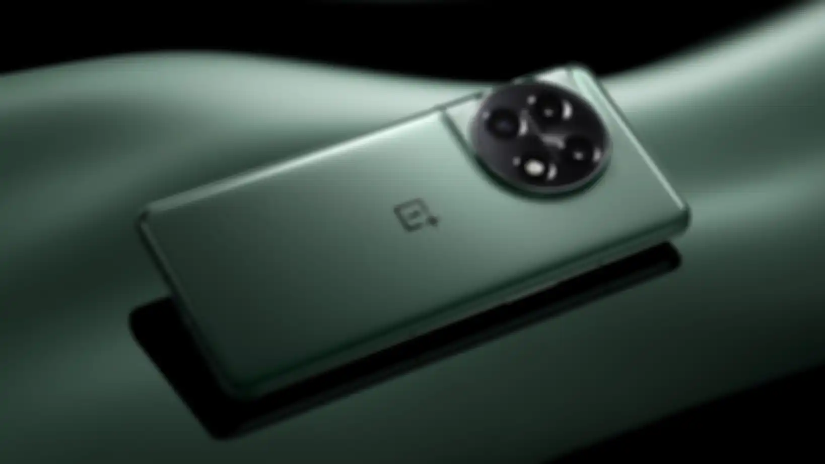 Desain panel balakang OnePlus 11 