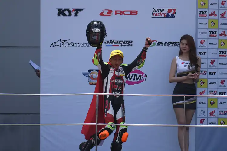 Usai Taklukan Para Senior, Pembalap Cilik M.K Ramadhipa Kembali Di ARRC Malaysia 2022
