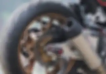 Apa Sih Faedahnya Menggunakan Pelek Spek Balap di Motor Harian? Nih Penjelasannya
