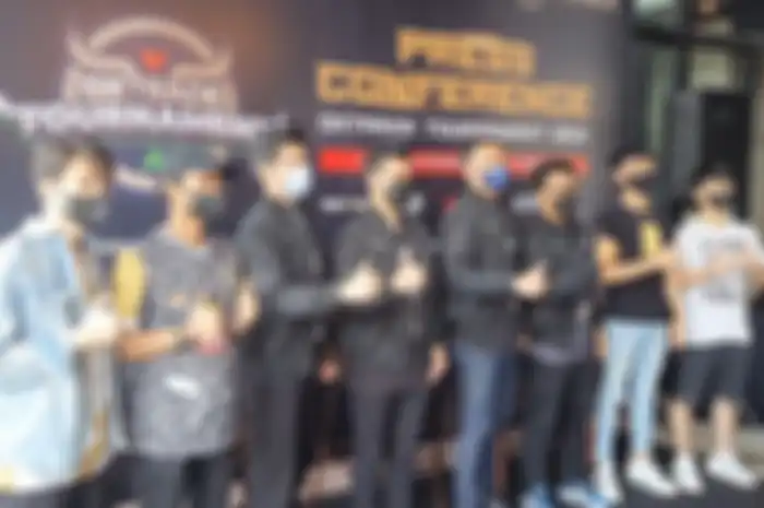 Suasana Press Conference Grand Final Oxtrade Tournament 2021, Jumat (10/12).