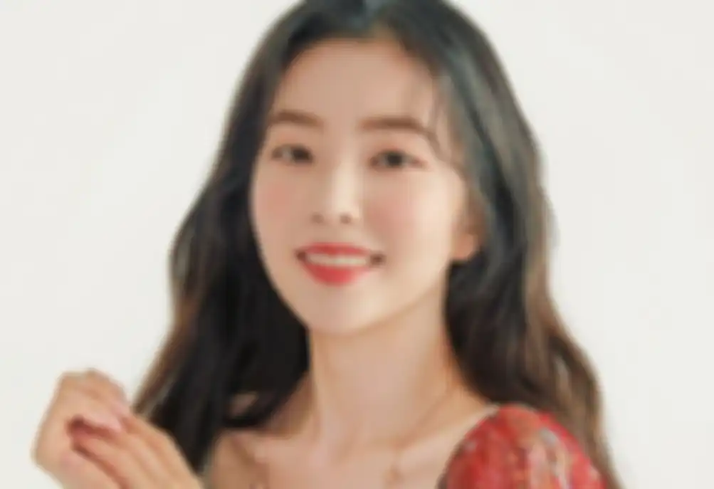 Irene Red Velvet