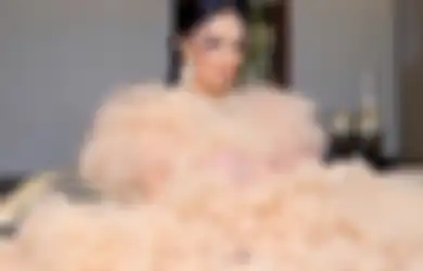 Pantas Jadi Diva Indonesia, Krisdayanti Rasakan Sulitnya Cari Uang Mondar-mandir Manggung dengan Penampilan Penuh Totalitas, Rela Susah Tidur Gara-gara Pakai Konde 24 Jam