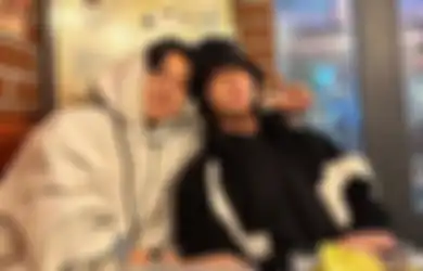 Fans Menduga Jungkook BTS Sempat Nongkrong Bareng Mingyu SEVENTEEN Sebelum Wamil Hari Ini