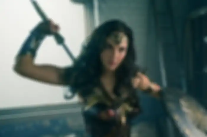 Gal Gadot sebagai Wonder Woman