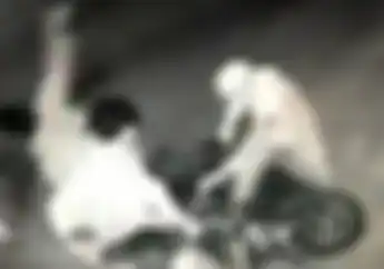 Begal Motor Sok Jagoan Panas Dingin Diringkus Polisi, Ancam Korban Pakai Kampak dan Balok