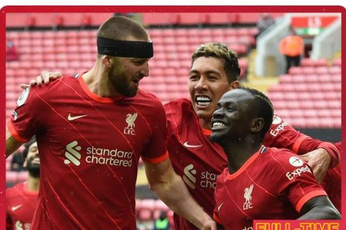 Sadio Mane (kanan) merayakan gol yang dia cetak ke gawang Crystal Palace pada pertandingan pekan ke-38 Liga Inggris 2020-2021 bersama Nat Phillips (kiri) dan Roberto Firmino (tengah).