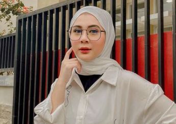 Gelar Pengajian Jelang Hari Pernikahan, Tengok Cantiknya Kesha Ratuliu Saat Kenakan Make Up dan Gaun Berwarna Ungu Pastel!