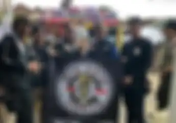 Patut Dicontoh, Komunitas Royal Enfield Ini Bantu Korban Tsunami di Banten dan Lampung