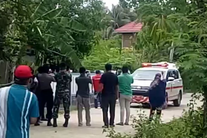Banyak kita dengar cerita tentang penolakan dilakukan warga terhadap pasien maupun jenazah korban Covid-19. Hal berbeda terjadi di Sulawesi Barat