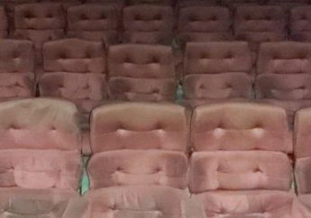 Simpan Kisah Kelam, Inilah Bioskop Tua yang Digunakan Joko Anwar Nobar Pengabdi Setan 2 di Plaza Singosaren Solo, Bikin Merinding!