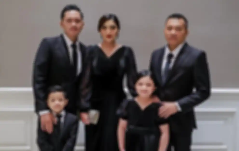 Ashanty dan keluarga