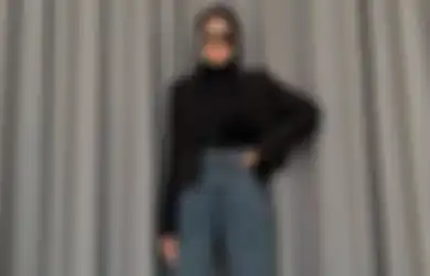 5 Ide OOTD Hijab Pakai Baggy Jeans ala Selebgram. Kekinian dan Kece!