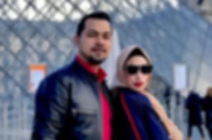 Sultan Djorghi dan Annisa Trihapsari 