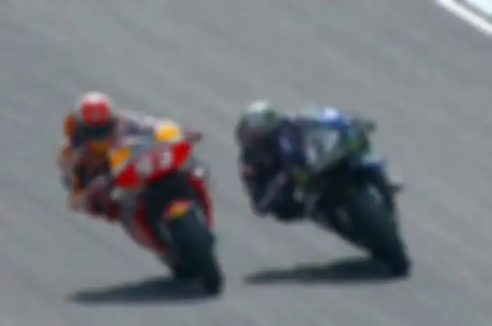 Marc Marquez duel versus Mavreick Vinales di FP1 MotoGP Republik Ceska 2019