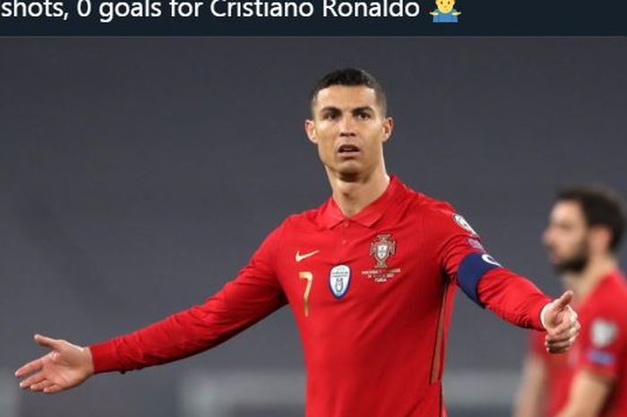 Megabintang Manchester United, Cristiano Ronaldo, masih terkena kutukan meski timnas Portugal mampu memecundangi timnas Turki.