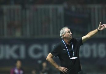 Pesan Menyentuh Ahmad Bustomi Usai Dengar Alfred Riedl Meninggal Dunia