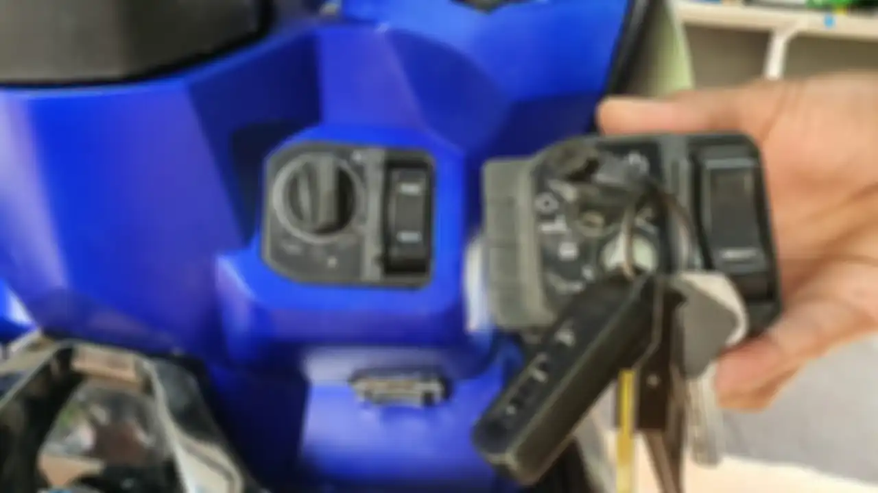 Berikut biaya ubah kunci motor biasa jadi keyless