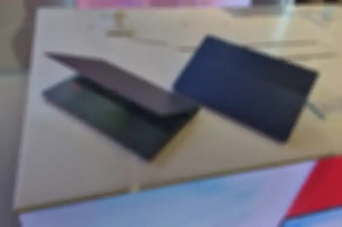Dua laptop baru dari Infinix hadir di Indonesia: INBOOK X2 2025 untuk portabilitas dan XBOOK B15 dengan durabilitas bersertifikasi militer.