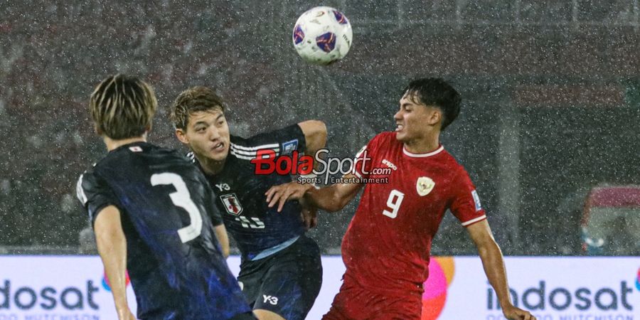 Babak I Timnas Indonesia Vs Jepang - Diguyur Hujan, Skuad Garuda Kebobolan 2 Gol