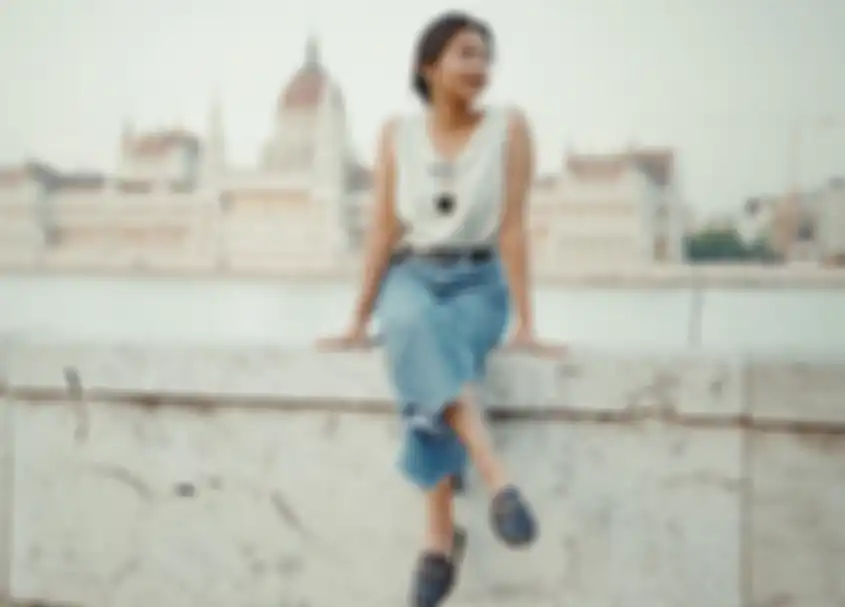 OOTD pakai celana jeans ala Siti Adira Kania