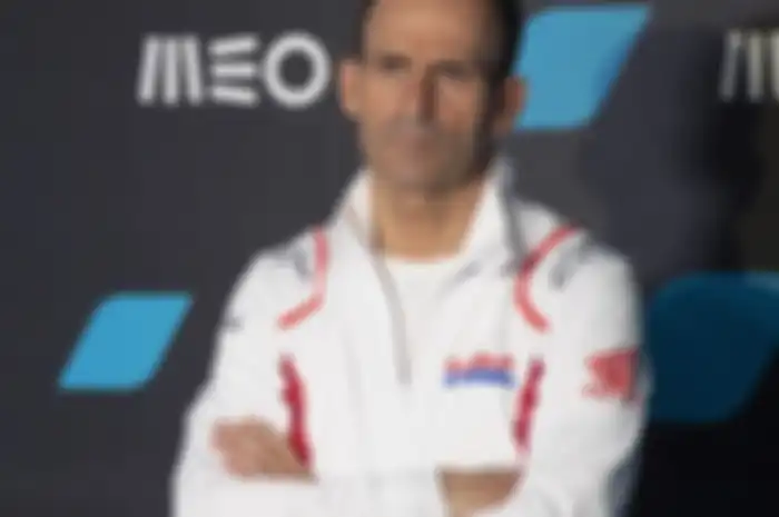 Bos Repsol Honda, Alberto Puig menyebut tidak akan ada motor yang sama seperti Honda RC213V.