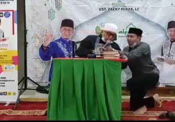 Mendadak Pingsan Saat Berdakwah, Sang Istri Ungkap Pola Hidup Ustaz Zacky Mirza: Beliau Belum Bisa Menghentikan Merokok