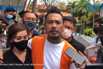 Lama Tidak Bertemu, Nora Alexandra dan Jerinx Akhirnya Saling Melepas Rindu di Dalam Mobil Tahanan hingga Bercumbu Mesra